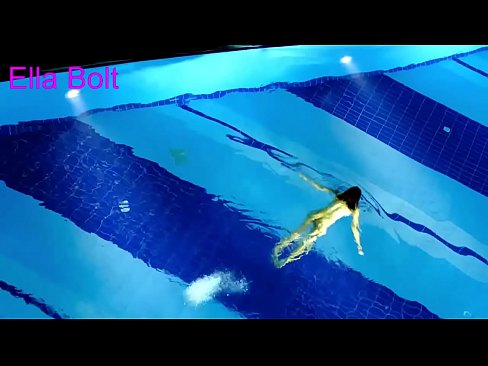 ❤️ Mwen pa ka sispann gade, jèn blond bare naje toutouni nan pisin resort ELLA BOLT ️❌ Videyo pònografi nan pònografi ht.hentaibar-com.ru ️❤